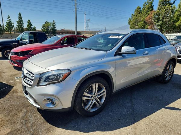 2019 MERCEDES-BENZ GLA — Front 3/4