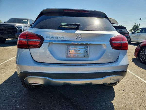 2019 MERCEDES-BENZ GLA — DIRR