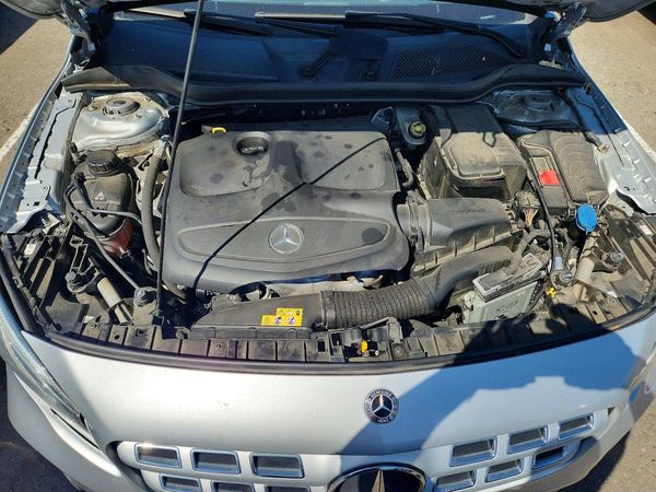 2019 MERCEDES-BENZ GLA — Engine bay