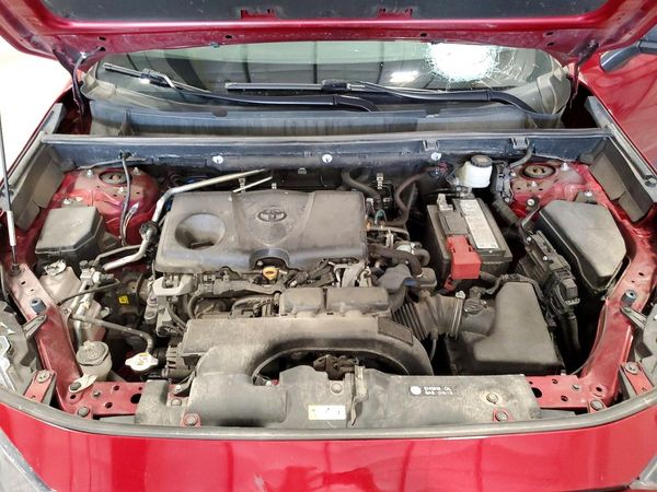 2020 TOYOTA RAV4 — Engine bay