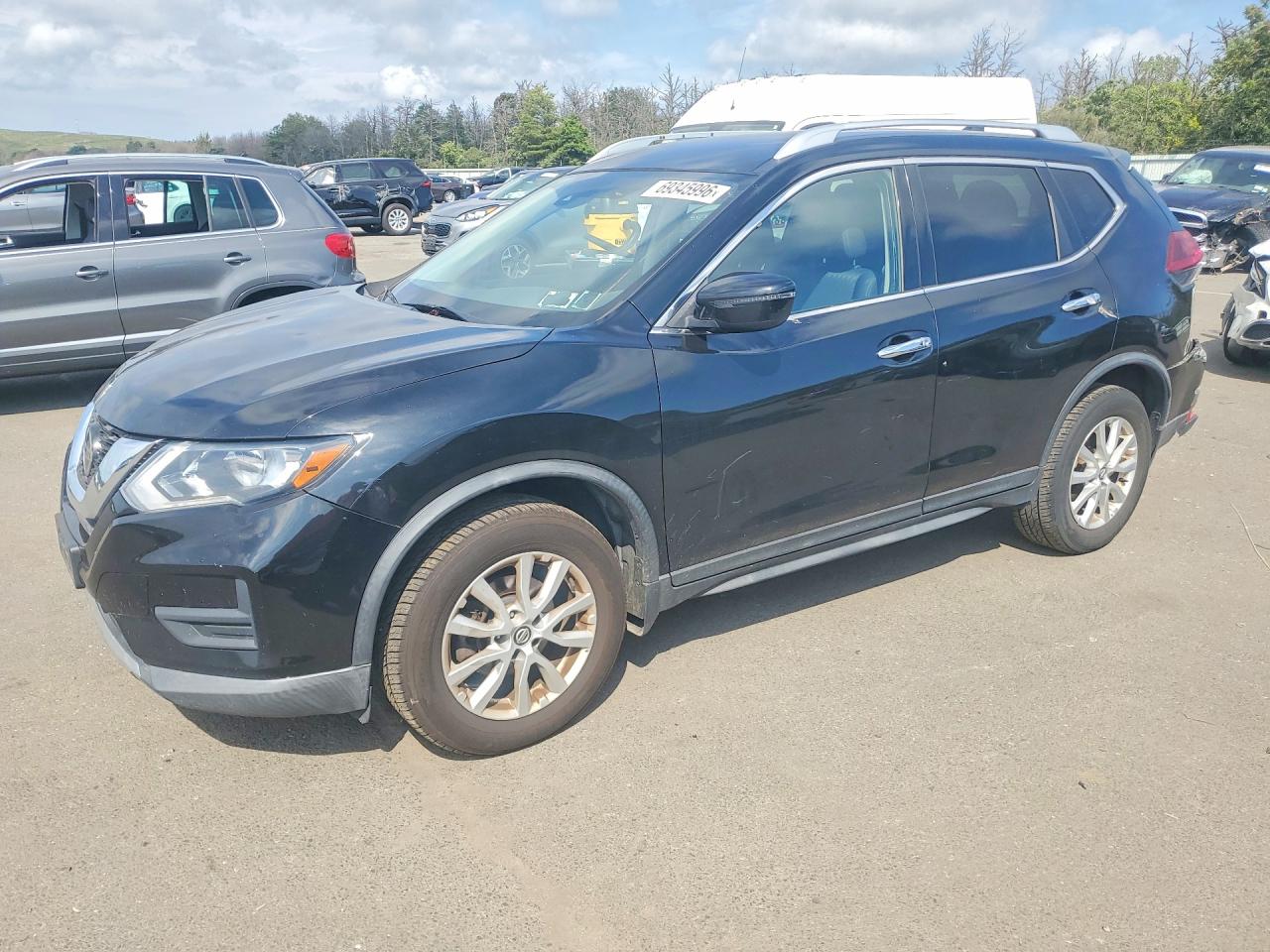 2019 NISSAN ROGUE — Front 3/4