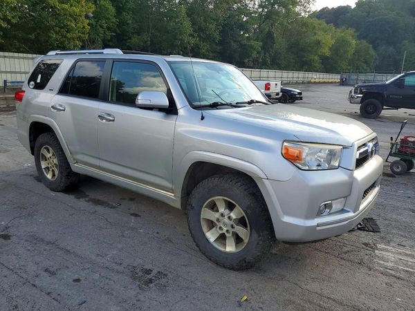 2012 TOYOTA 4RUNNER — Passenger 3/4