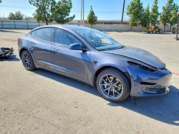 2022 TESLA MODEL 3 — Passenger 3/4