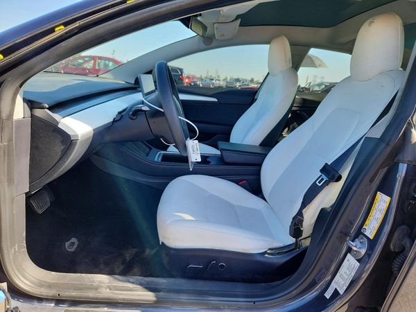 2022 TESLA MODEL 3 — DENT