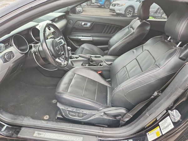 2022 FORD MUSTANG I4 Convertible — DENT