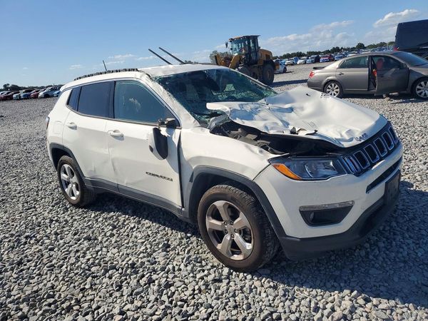 2017 JEEP COMPASS — Passenger 3/4
