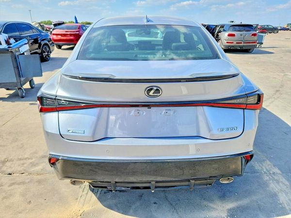 2021 LEXUS IS — DIRR