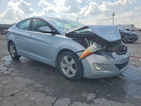 2012 HYUNDAI ELANTRA — Passenger 3/4
