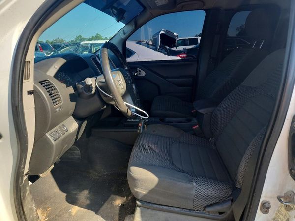 2019 NISSAN FRONTIER — DENT