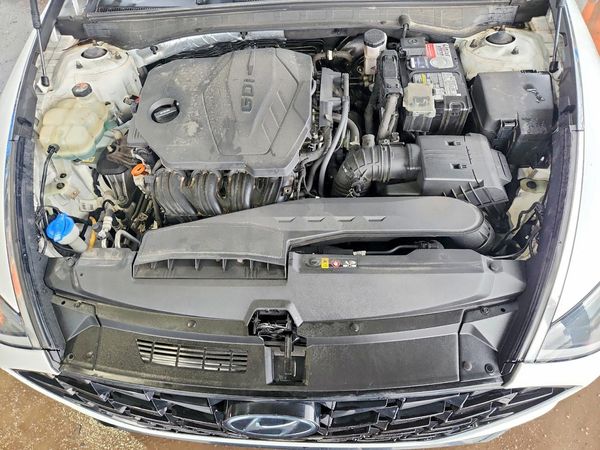 2021 HYUNDAI SONATA SEL — Engine bay