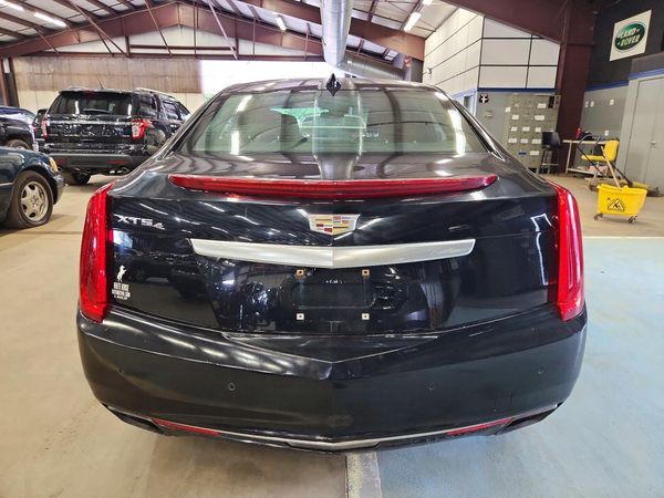 2016 CADILLAC XTS Luxury — DIRR