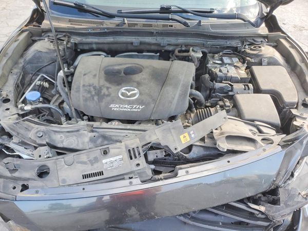 2017 MAZDA 3 — Engine bay