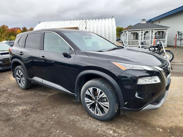 2021 NISSAN ROGUE SV — Passenger 3/4