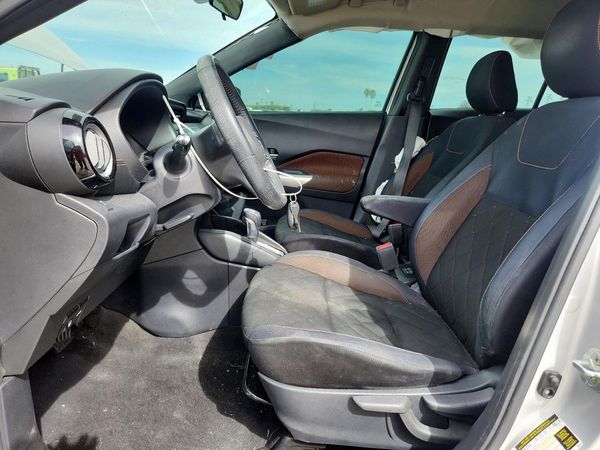2018 NISSAN KICKS — DENT