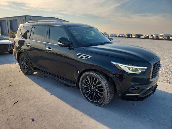 2023 INFINITI QX80 — Passenger 3/4