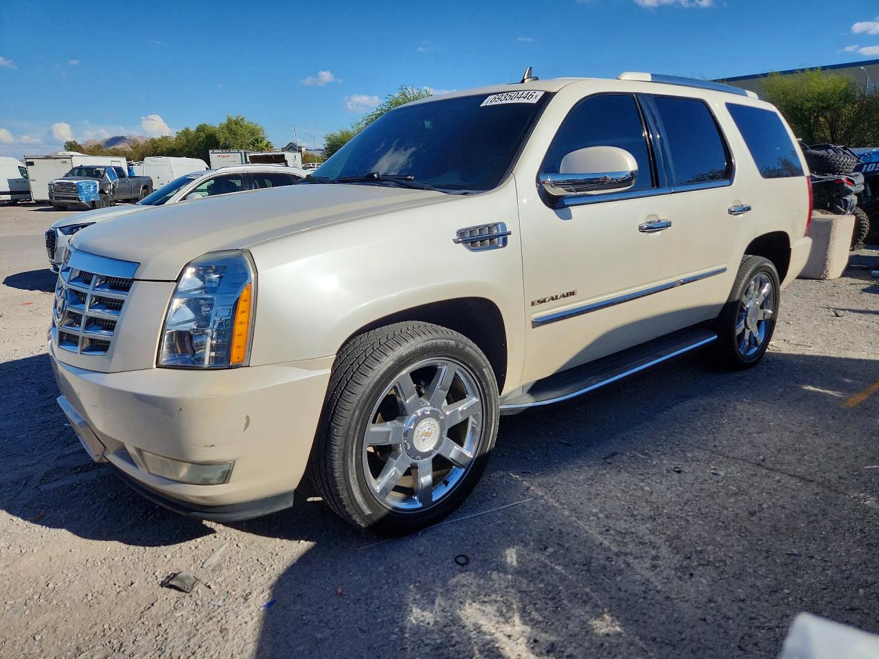 2012 CADILLAC ESCALADE Luxury