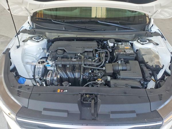 2026 KIA K4 — Engine bay