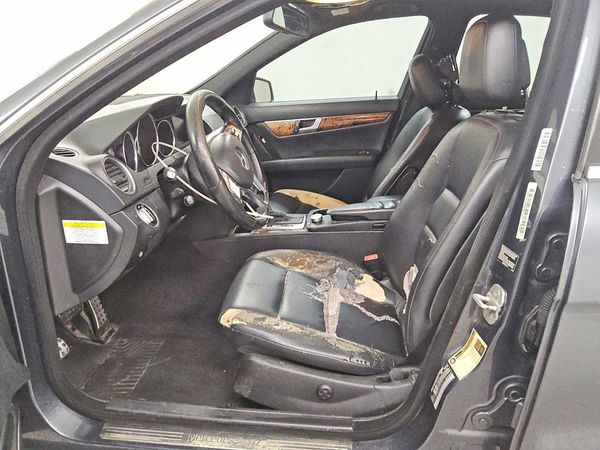 2013 MERCEDES-BENZ C C250 — DENT