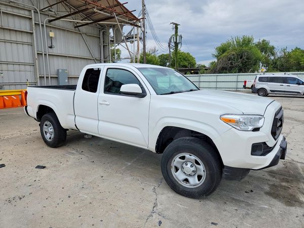 2023 TOYOTA TACOMA SR5 — Passenger 3/4