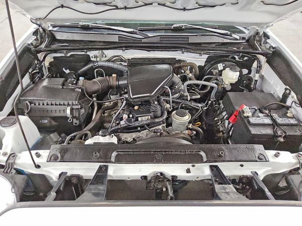 2023 TOYOTA TACOMA SR5 — Engine bay