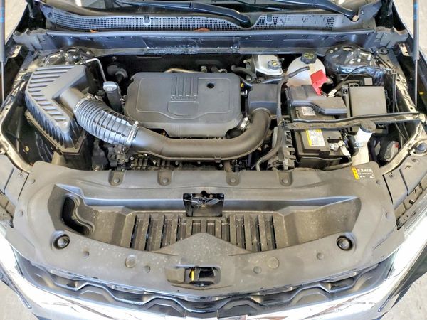 2025 CHEVROLET BLAZER 2LT — Engine bay