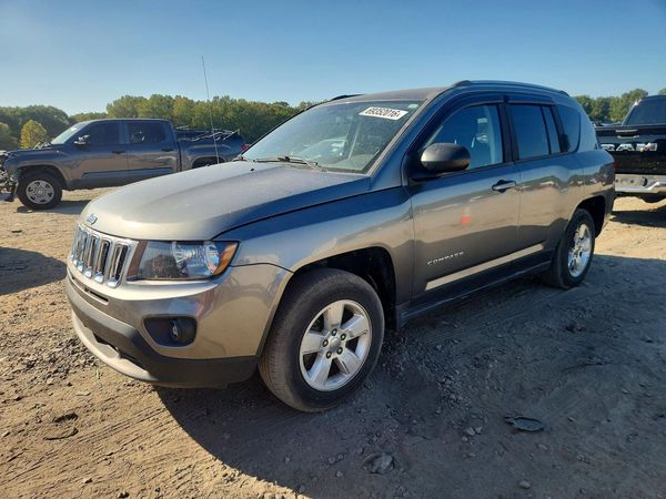 2014 JEEP COMPASS Sport — Front 3/4