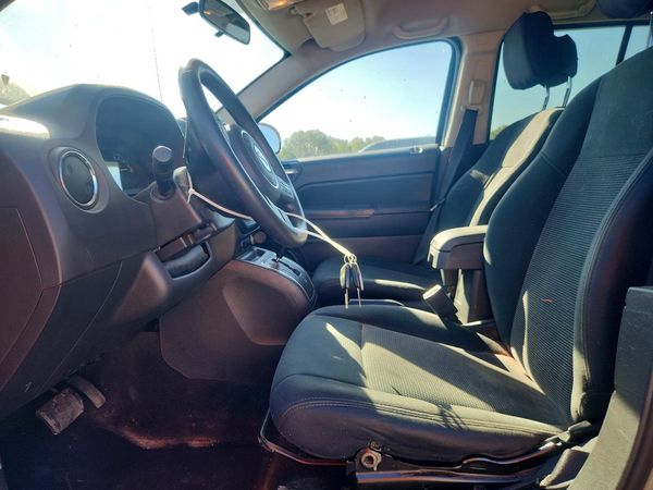2014 JEEP COMPASS Sport — DENT
