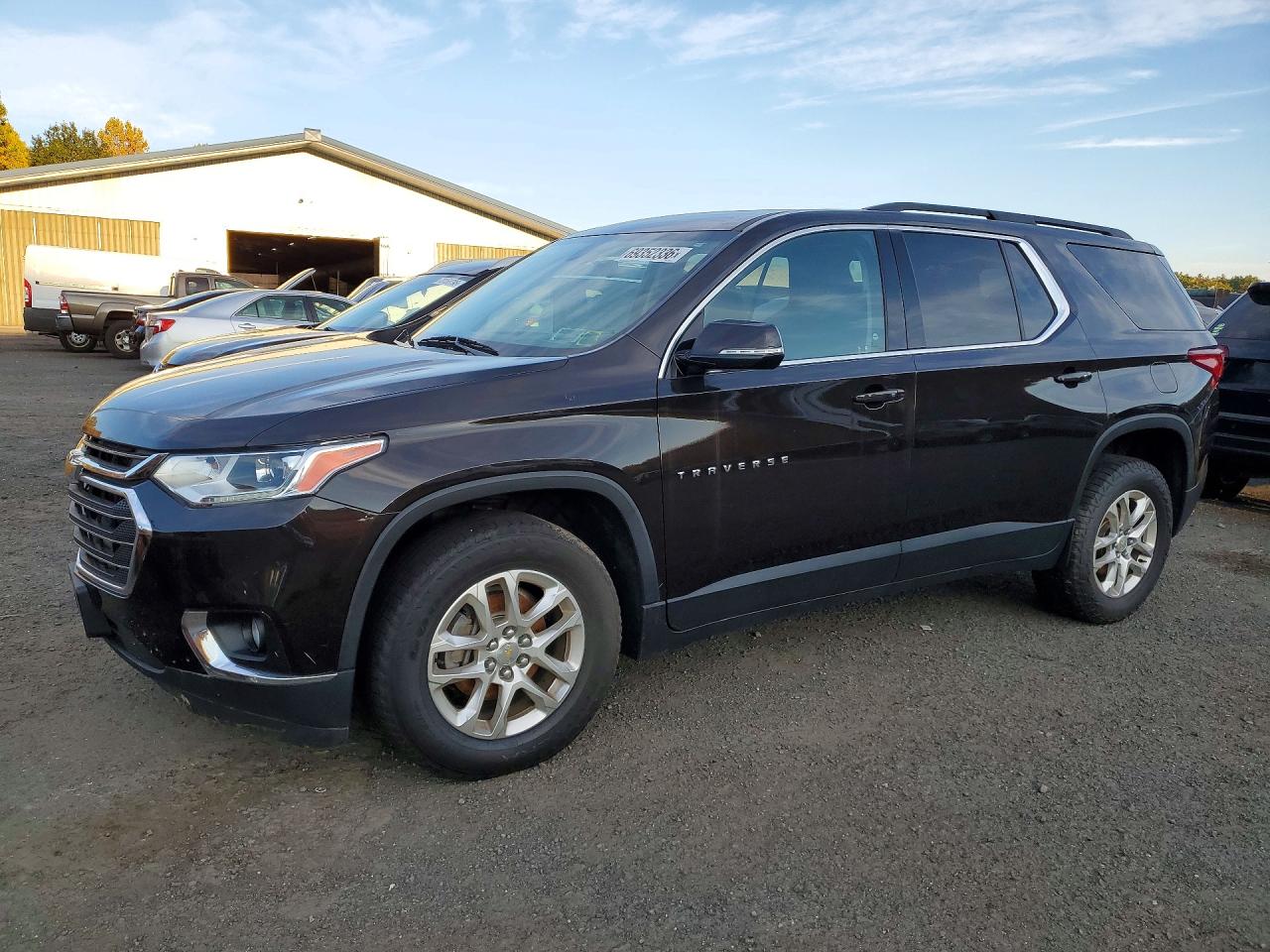 2019 CHEVROLET TRAVERSE LT — Front 3/4