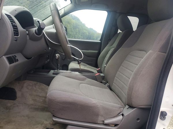 2018 NISSAN FRONTIER — DENT