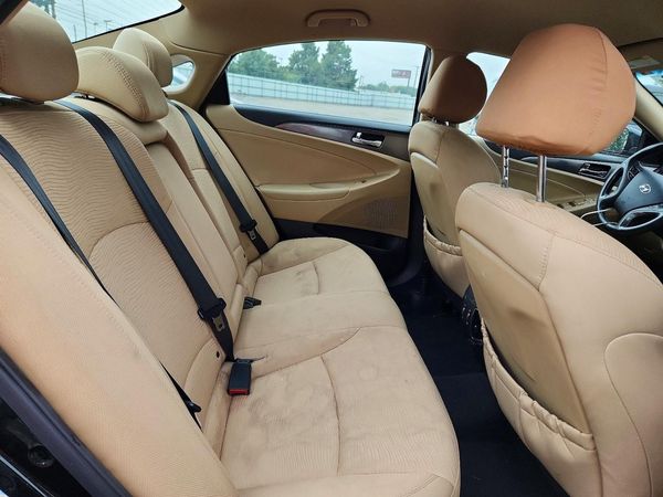 2012 HYUNDAI SONATA Middle level — PSRS