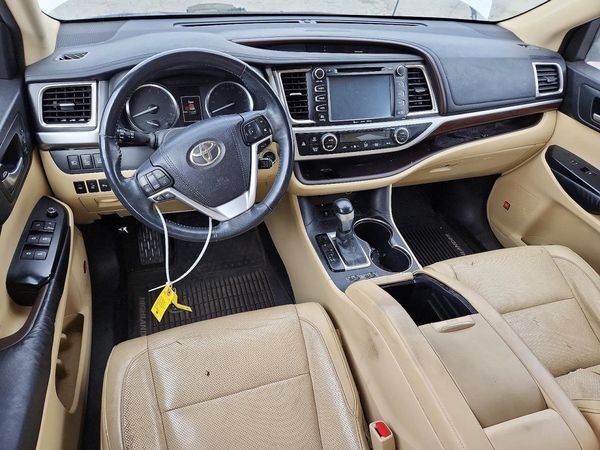 2016 TOYOTA HIGHLANDER — CKPT