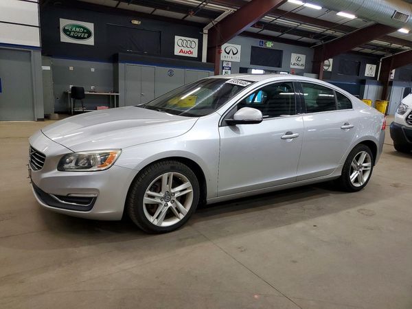 2014 VOLVO S60