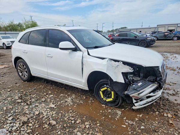 2015 AUDI Q5 — Passenger 3/4