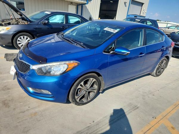 2014 KIA FORTE — Front 3/4