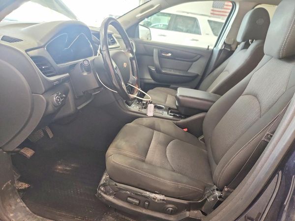 2016 CHEVROLET TRAVERSE 1LT — DENT