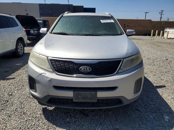 2015 KIA SORENTO GL