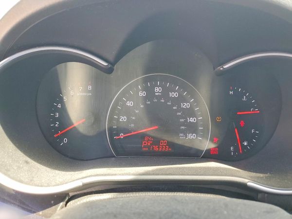 2015 KIA SORENTO GL