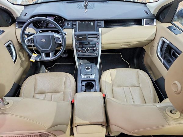 2016 LAND ROVER DISCOVERY HSE — CKPT