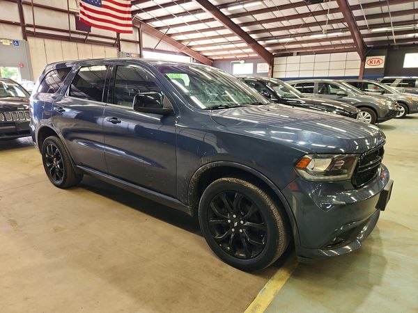 2020 DODGE DURANGO SXT — Passenger 3/4