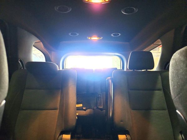 2020 DODGE DURANGO SXT — SUVN