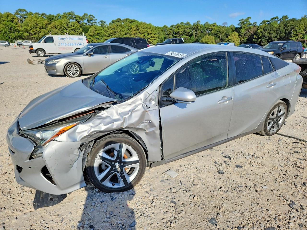 2018 TOYOTA PRIUS — Front 3/4
