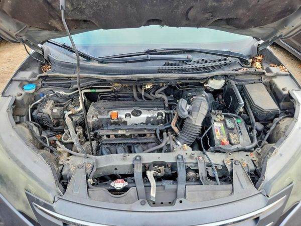 2014 HONDA CRV LX — Engine bay