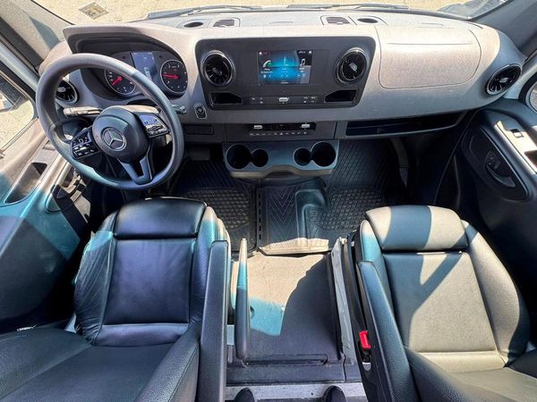 2024 MERCEDES-BENZ SPRINTER