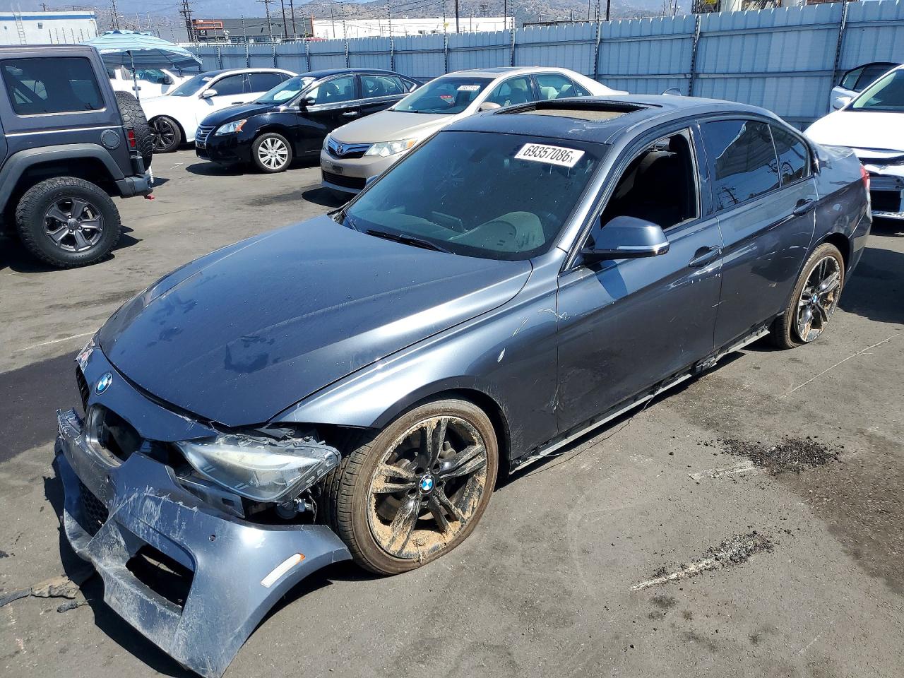 2015 BMW 3 SERIES SA — Front 3/4
