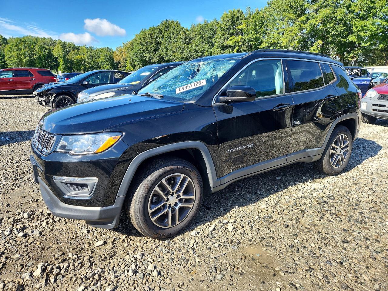 2017 JEEP COMPASS — Front 3/4