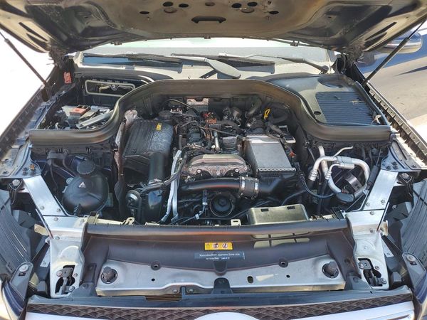2016 MERCEDES-BENZ GLC-CLASS GLC300 Base-4M — Engine bay
