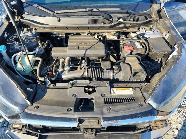 2022 HONDA CR-V — Engine bay