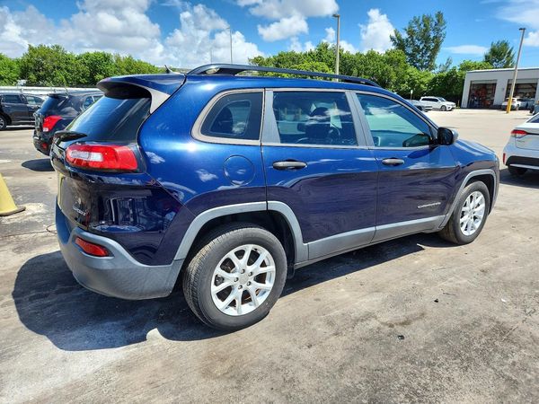 2016 JEEP CHEROKEE Sport