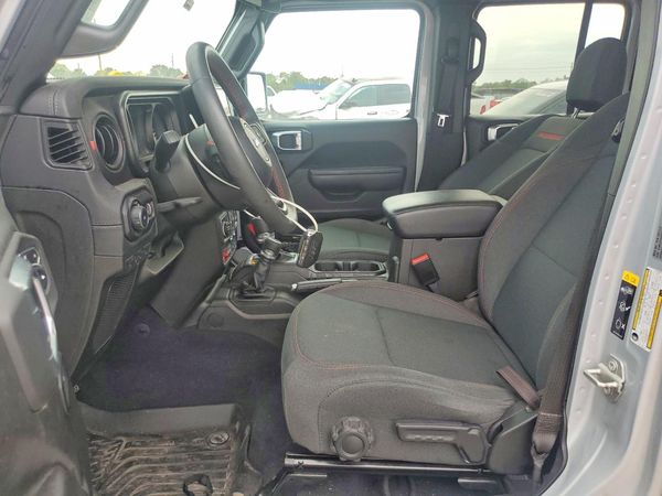 2024 JEEP WRANGLER — DENT