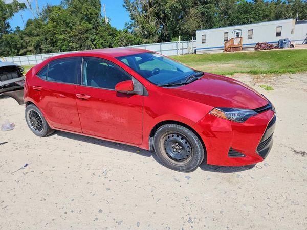 2017 TOYOTA COROLLA — Passenger 3/4